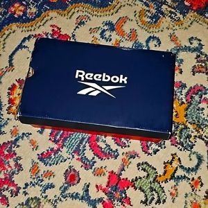 Reebok White Like New 👟